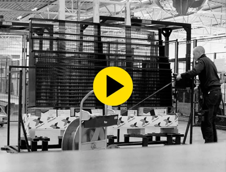 Bundle-packing of X-Guard and X-Tray Bundle-packing of X-Guard and X-Tray
