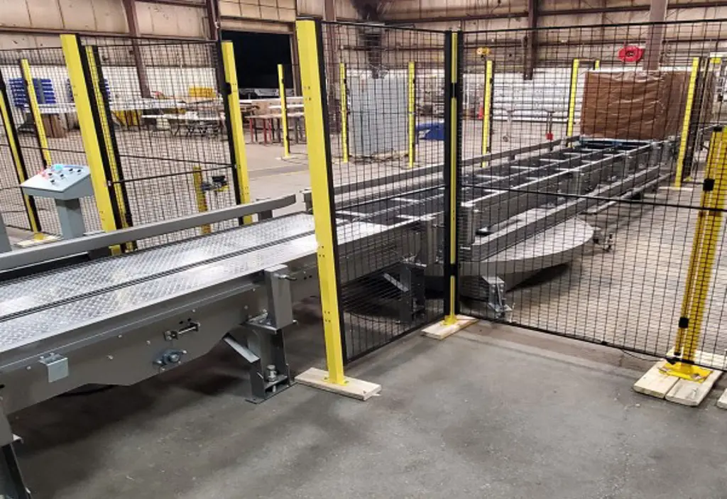 Watch the Pack Air solution protected by Axelent machine guarding