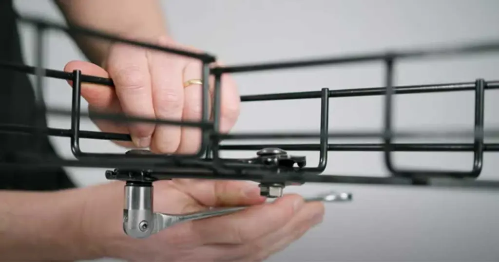 Assembly joining and shaping with Axelent